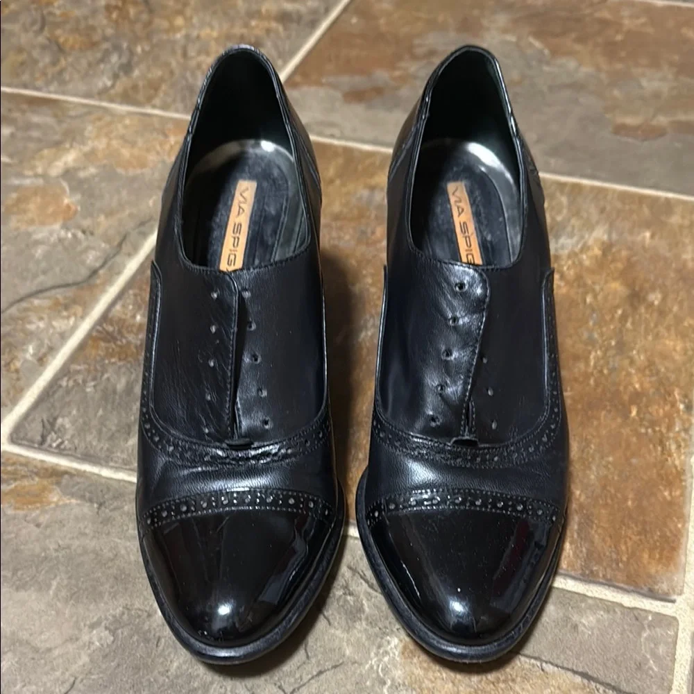 Via Spiga Black Patent Leather Oxfords - Picture 2 of 11